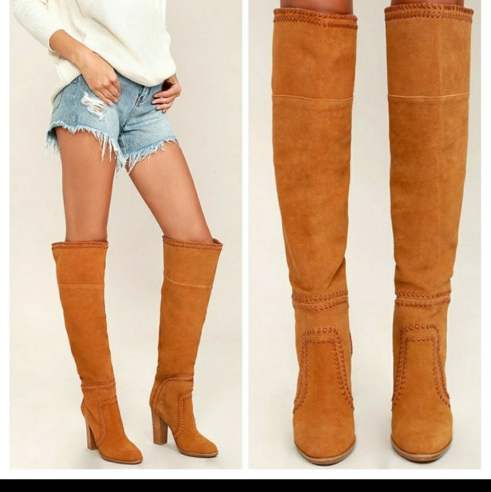 Report Liola Suede Over the Knee Boots👢